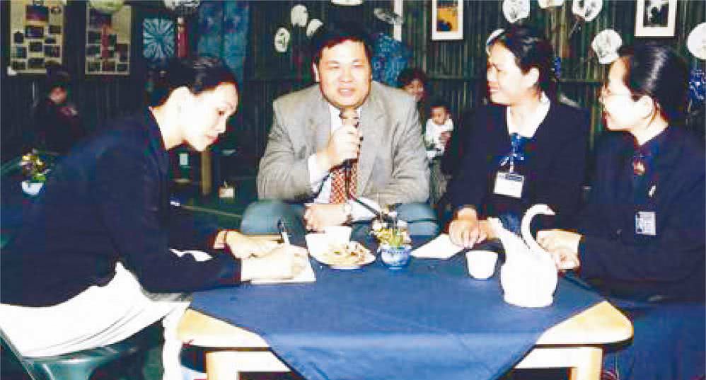 仁心理念 - 藥有君臣和佐使 醫無貧富在仁心